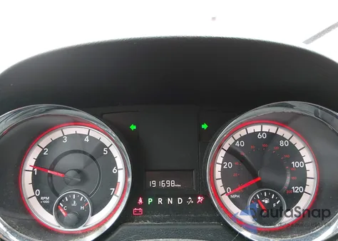 2013 Dodge Grand Caravan Sxt z USA, uszkodzony, nr VIN 2C4RDGCG2DR611530